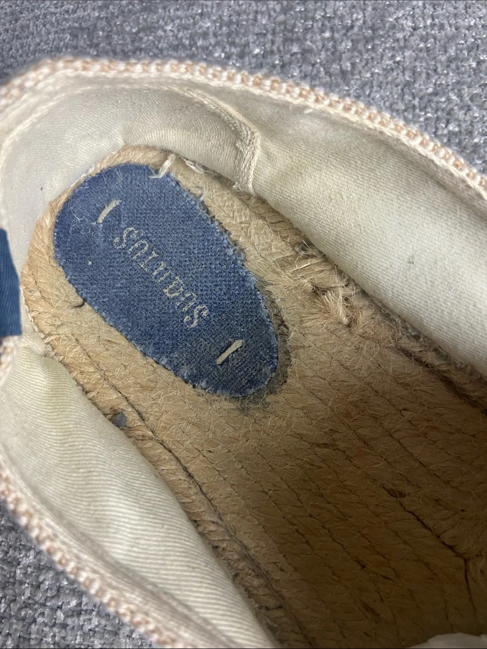 Soludos Natural Canvas mens size 12 Espadrilles with Red & Green Drink Embroider